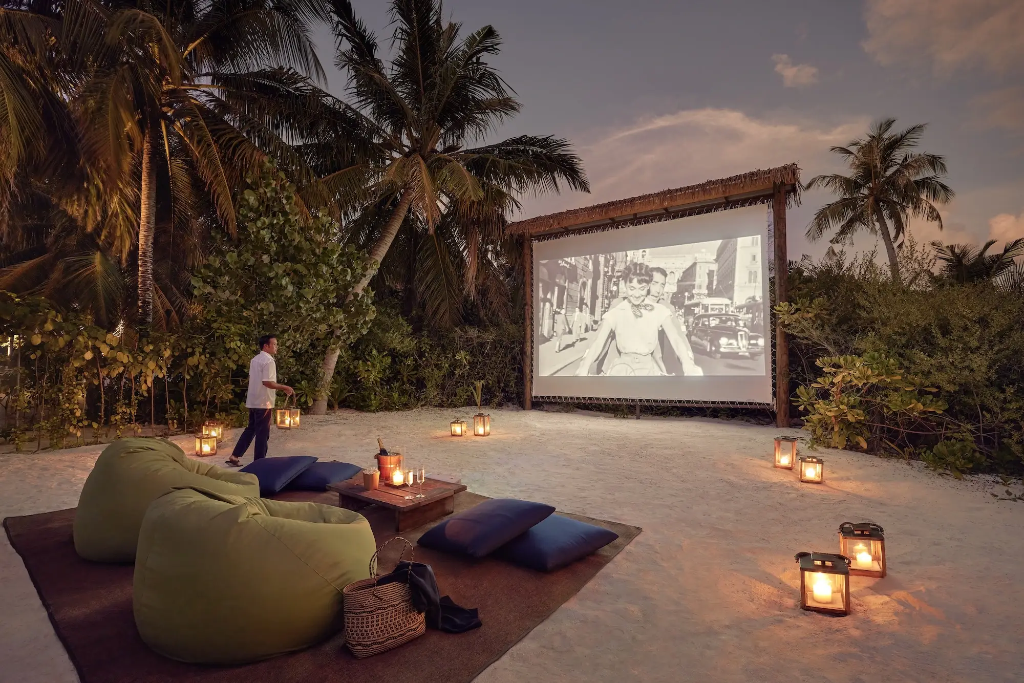 LS 23 Cinema_Set-up_2